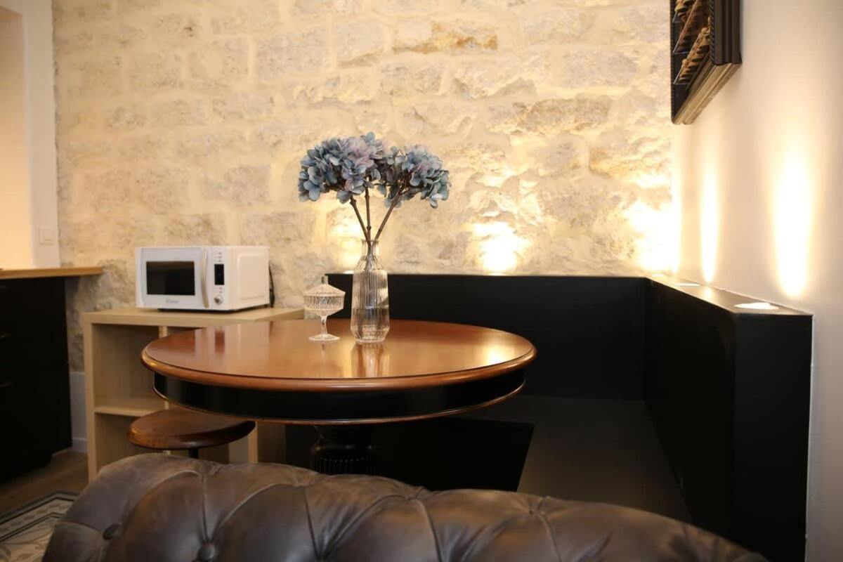 Appartement Magnifique Familial Grand Boulevard-4p - Flat-guest Parijs